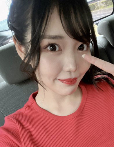 Momona Koibuchi (恋渕ももな) Profile Photo