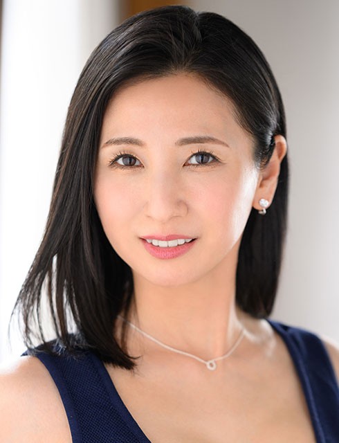 Yurino Tsukino (月野ゆりね) Profile Photo